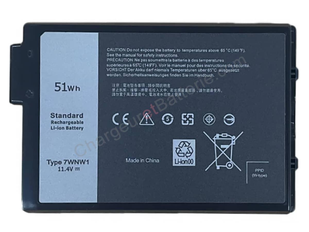 Latitude 7424